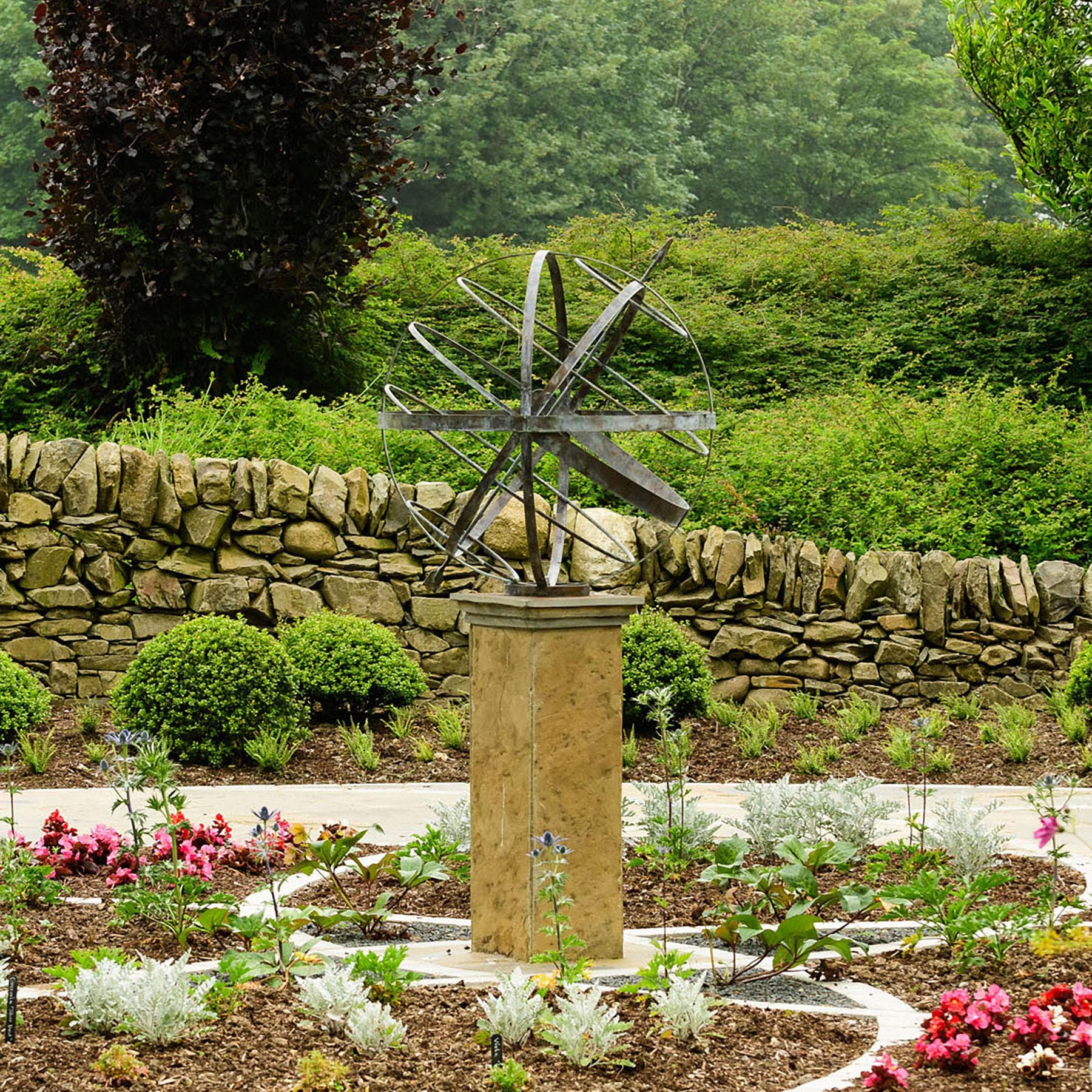 Armillary 